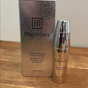 Diamond Truffle Lifting Essence - TRUFFOIRE